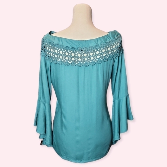 Teal Crochet Eyelet Lace Bell Flare Sleeve A Line Blouse Size Small - Picture 8 of 10